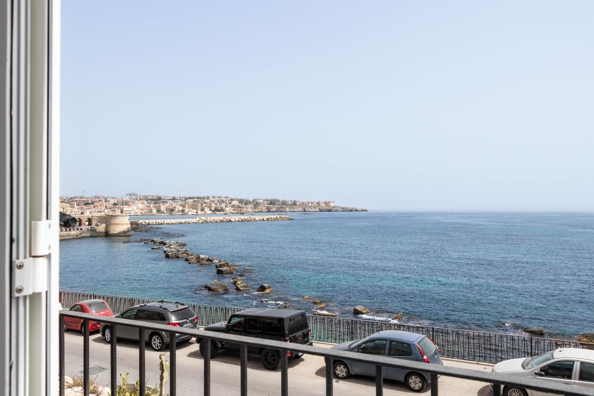 Fronte Mare Apartments & City Views Syracuse Exterior foto