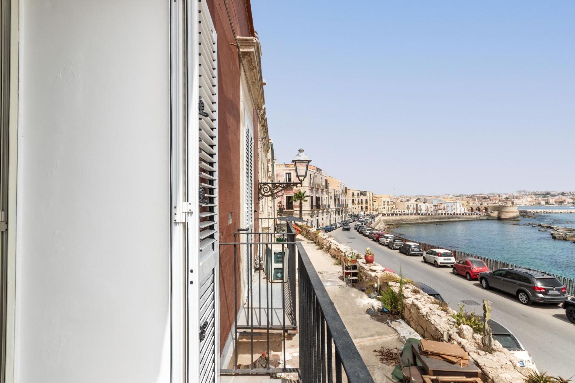 Fronte Mare Apartments & City Views Syracuse Exterior foto